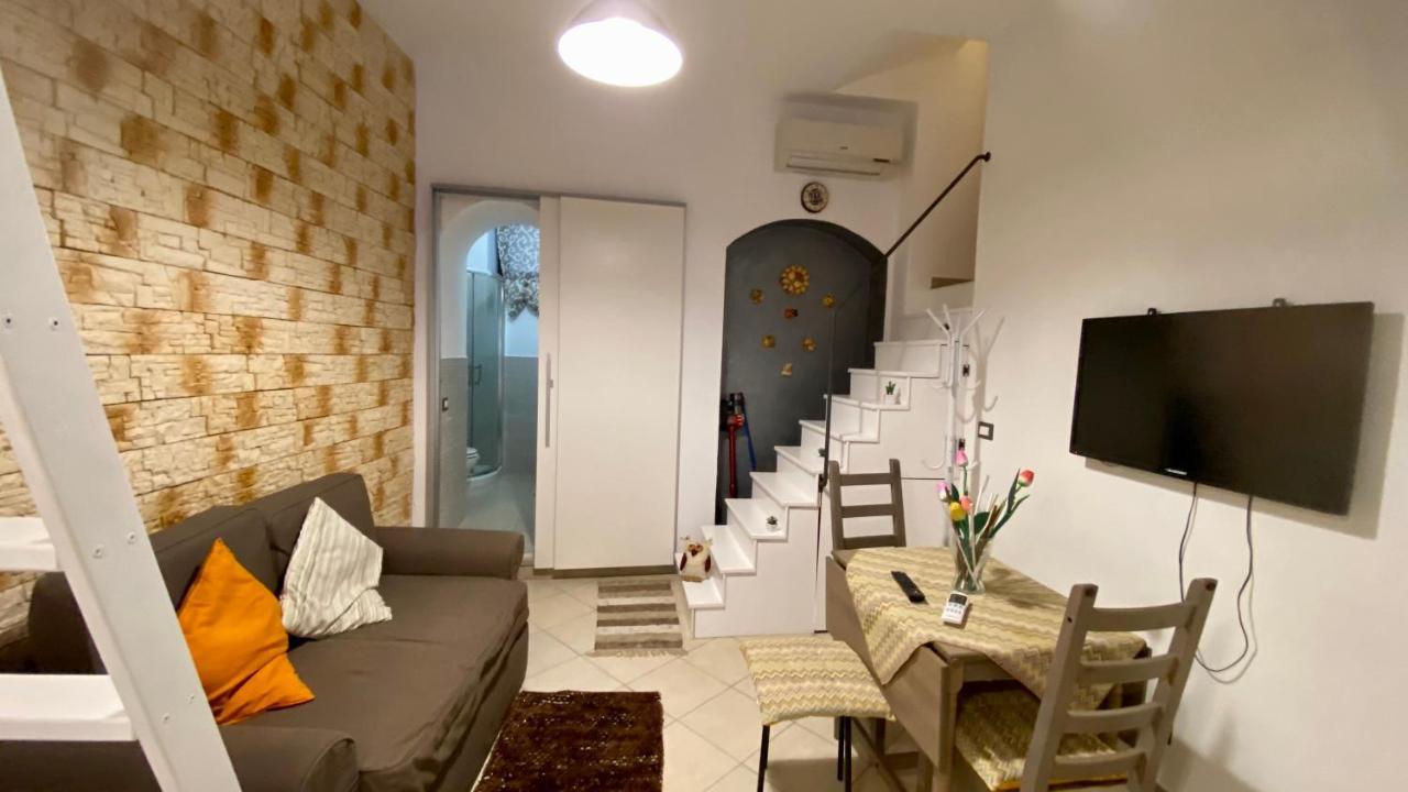 Zeus Charming Apartment Syracuse Ngoại thất bức ảnh